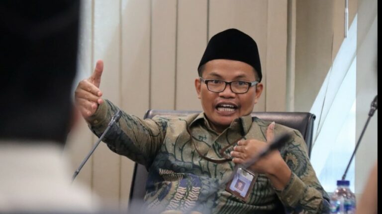 Menag isbat