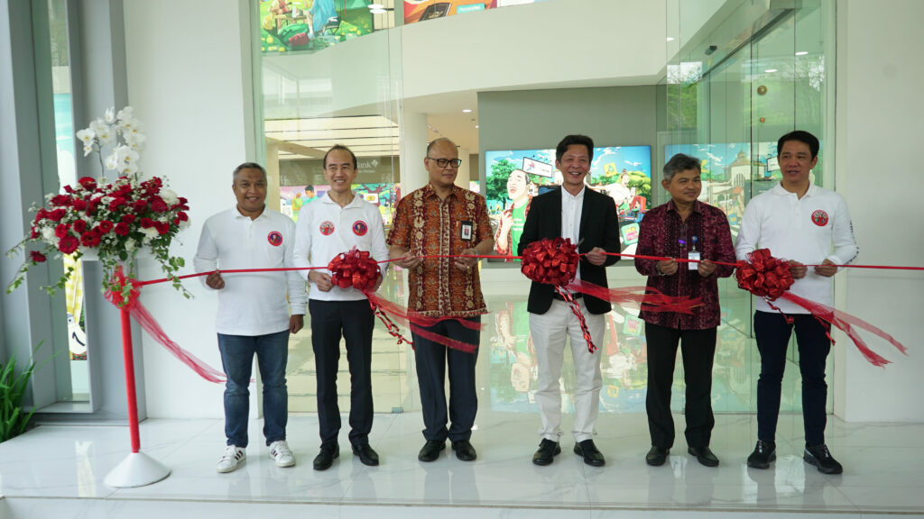 Photo-1-Peresmian-PermataBank-Model-Branch-Zainul-Arifin-Medan-1024x576.jpg